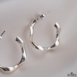 "Maxine" store slv reringe med et twist!