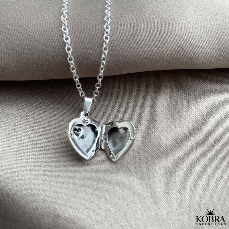"Jasmin" hjerte medaljon i slv