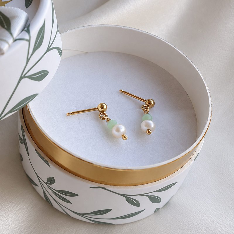 "Melissa" gold earrings with white freshwater pearls
