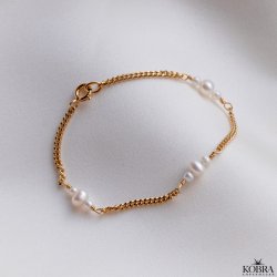 "Midsommar" perlearmbnd i forgyldt med panzerkde