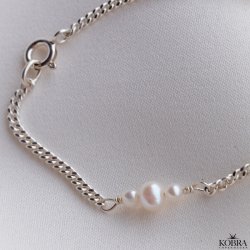 "Midsommar" Pearl bracelet in silver with panzer chain