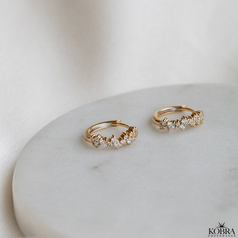 "Mikami" gold hoopshoop with stones and unique design (medium)