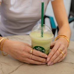 "Junie" 18k gullbelagt chunky hjertering med steiner