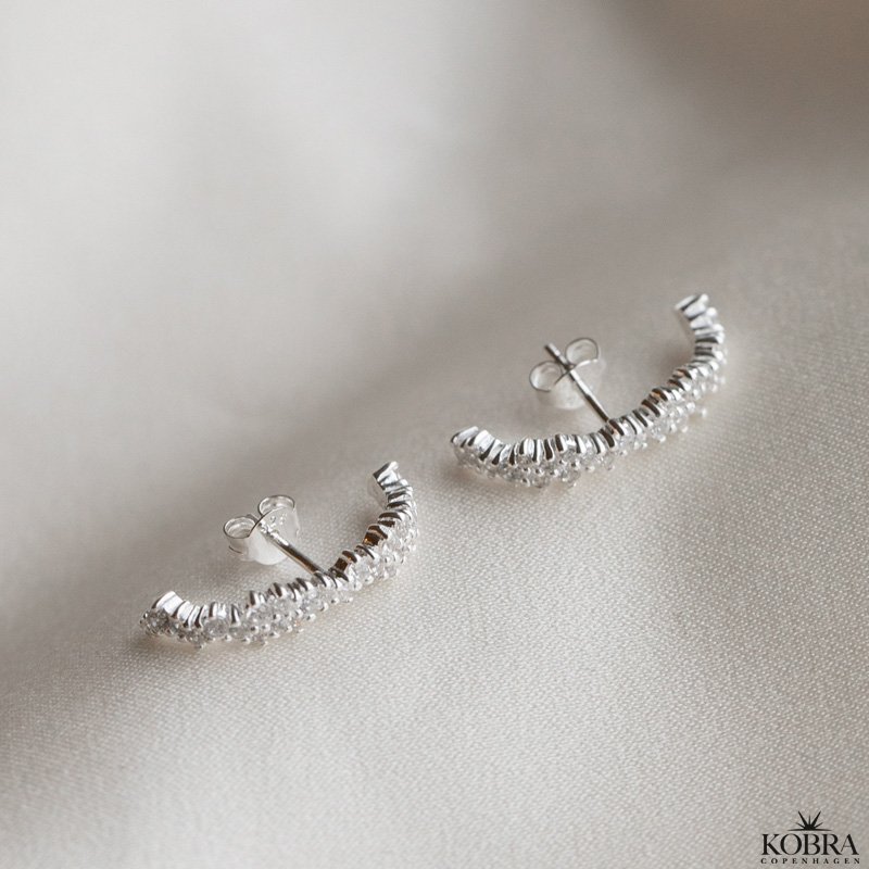 "Mikami" unikke slvreringe med sten