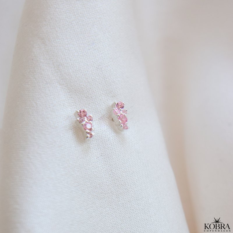 "Mikami" slv mini restik i unikt design med lyserde sten