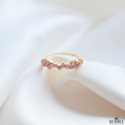  "Mikami" 18 karat forgyldt ring med lyserde sten