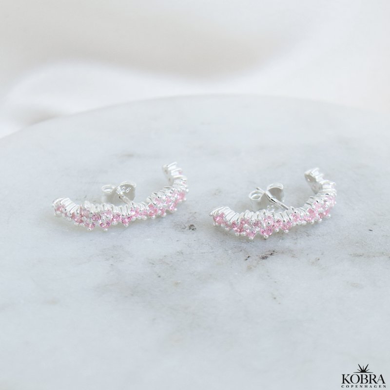 "Mikami" unikke slv reringe med lyserde sten