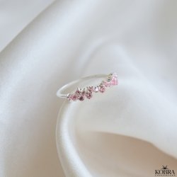 "Mikami" slv ring med lyserde sten