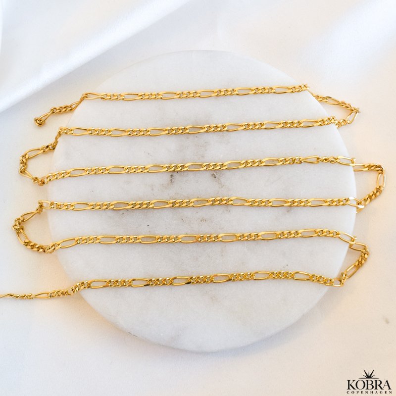 "Milo" guld mavekde i 3 mm. figaro kde