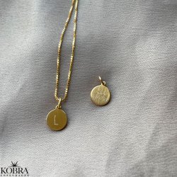 Mini ID tag / amulet i guld inklusiv din personlige gravering