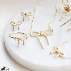 "Leonora" mini sljfe reringe med sten i guld