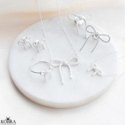 "Leonora" mini sljfe reringe med sten i slv