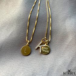 Mini ID tag / amulet i guld inklusiv din personlige gravering