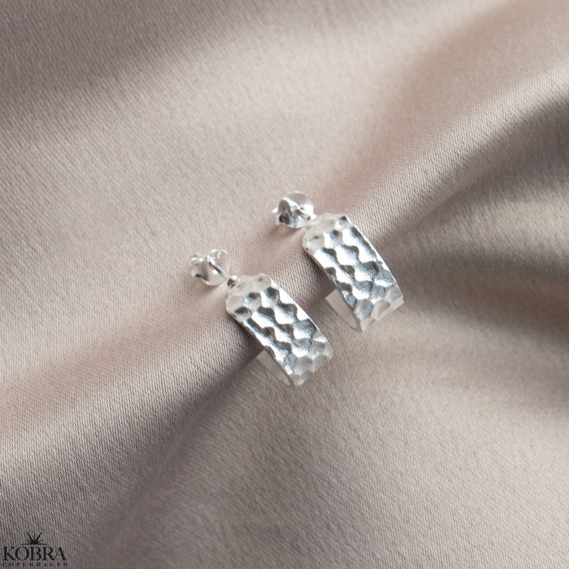 "Misty" brede hammerslede hoops i slv