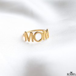 "Mom" ring i guld