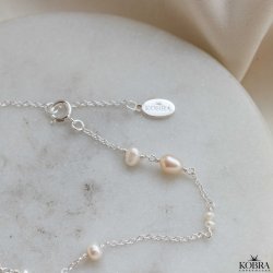 "Monaco" perle armbnd i slv med hvide ferskvandsperler