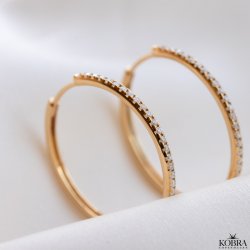 "Monica" store hoops med sten i guld