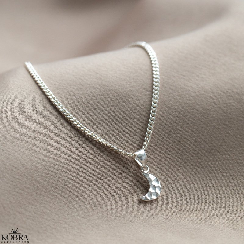 "Moon" simpel hammered silver moon necklace