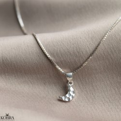 "Moon" simpel hammered silver moon necklace