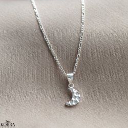 "Moon" simpel hammered silver moon necklace