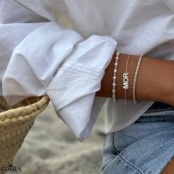 "Royal" perle armbnd med slv kugler