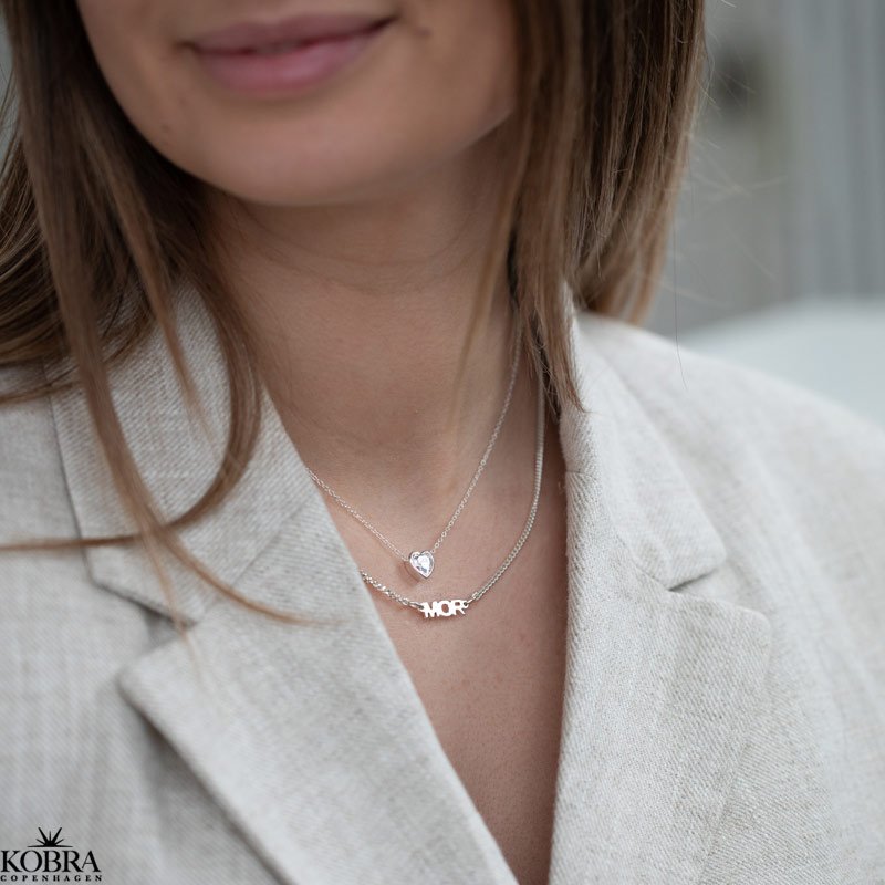 "Junie" slv hjerte halskde med hvid hjerte zirkonia