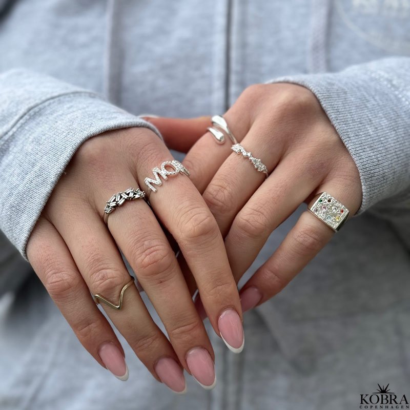 "Mor" s�lv ring med zirconia stein til mor