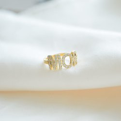"MOR" ring med sten � 18K PVD Forgyldt