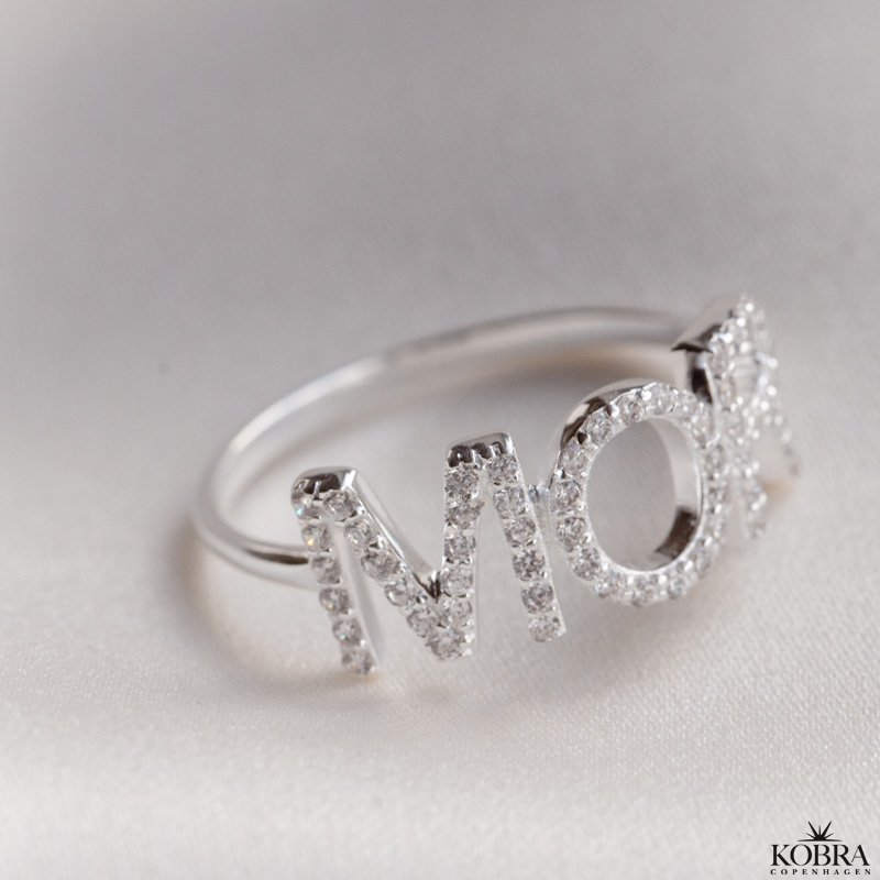 "Mor" s�lv ring med zirconia stein til mor