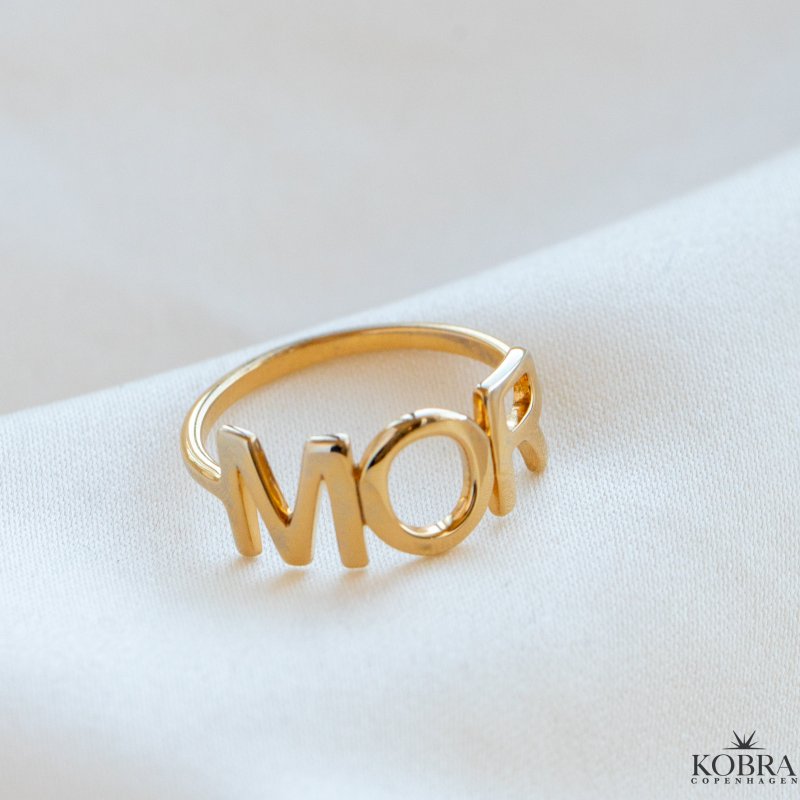 "MOR" ring i guld