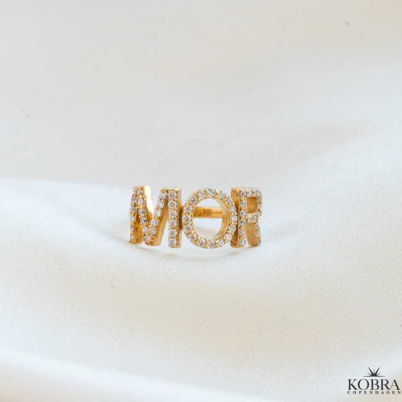 "Mor" gold ring with zirconia stone for mom