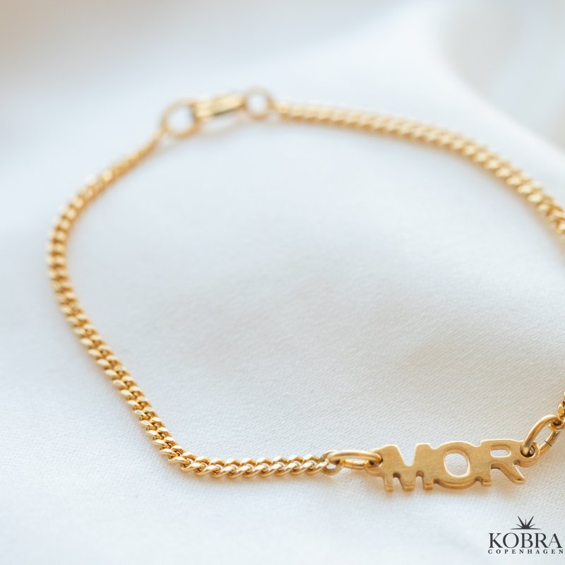 "MOR" armb�nd med 2 mm. panzerk�de i guld