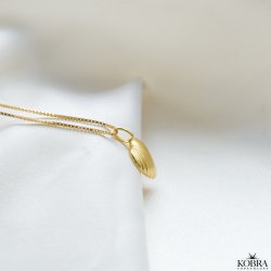 " Merlia" hjerte halskde med musling i guld