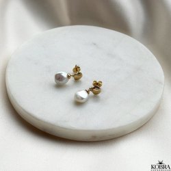 "Rosella" gold earrings with freshwater pearls