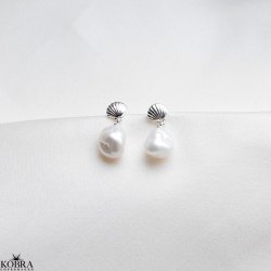 "Rosella" silver earrings freshwater pearls