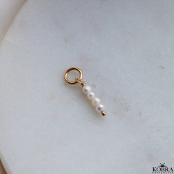 Charm i guld med 4 sm ferskvandsperler