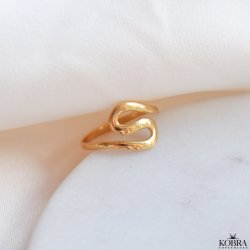 "Naia" blget ring i guld