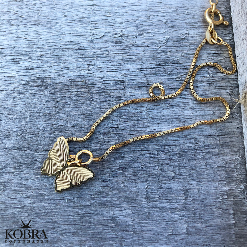"Nanna" guld sommerfugl ankelkęde