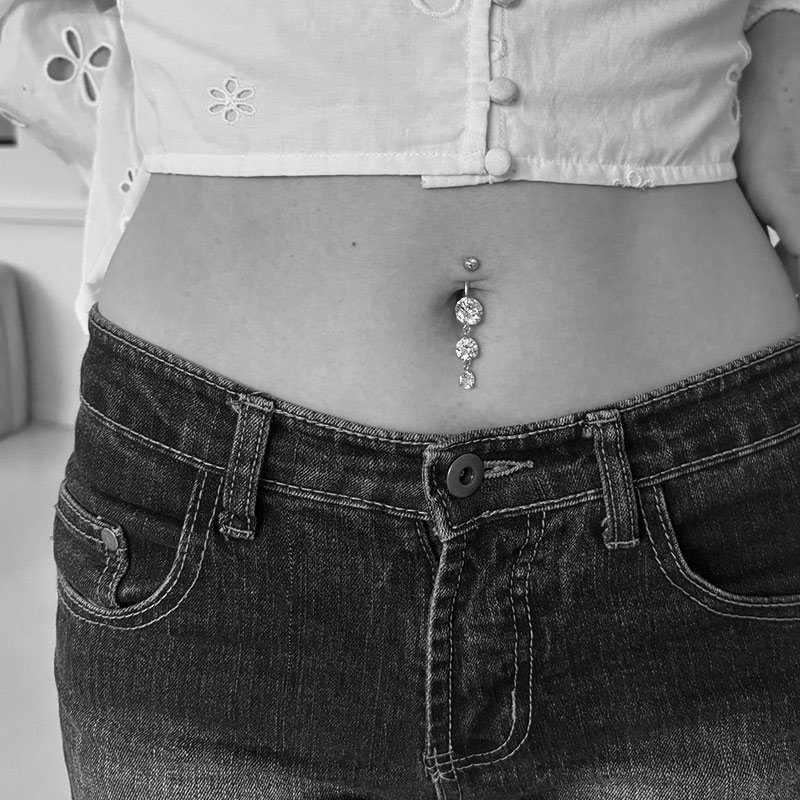 "Melinda" navlepiercing med zirkonia