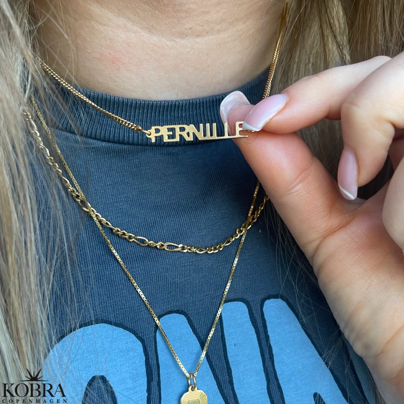 "Manhattan" guld navnehalskde med panzerkde