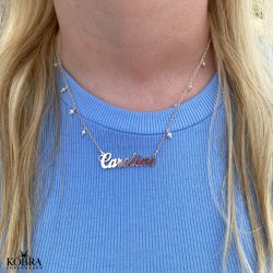 "Milano" hndlavet slv navnehalskde med sm hvide ferskvandsperler