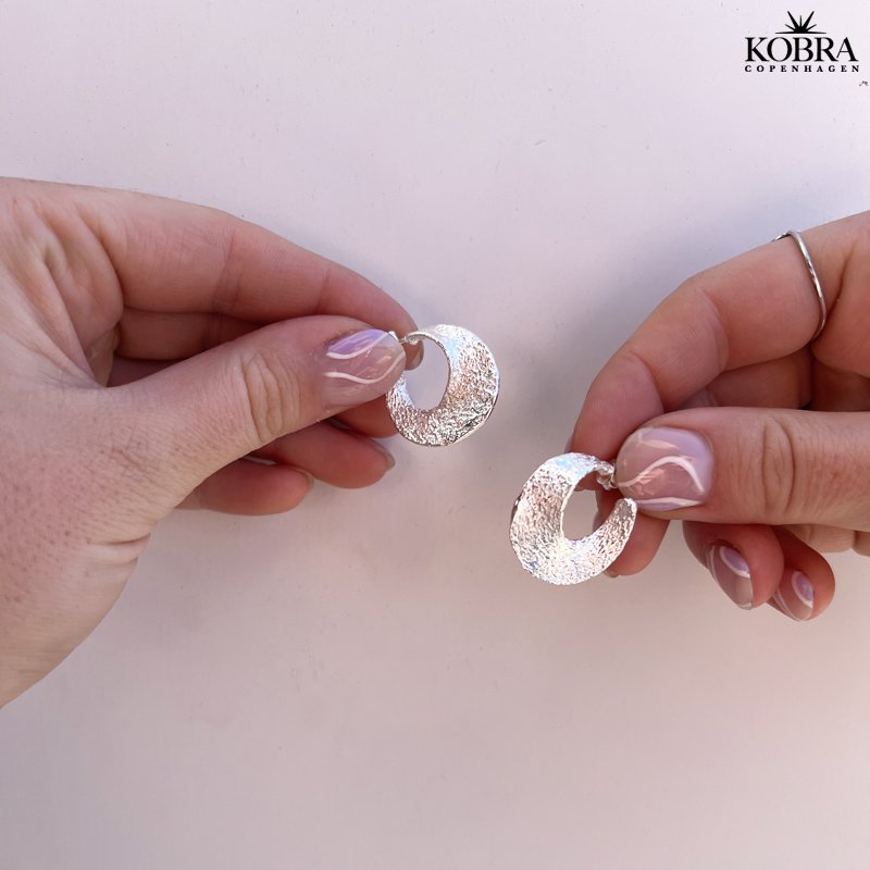 "Nicole" eksklusive store creolere i sterling slv