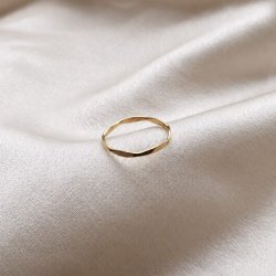 "Nikoline" 18 karat forgyldt ring med facetter
