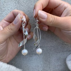 "Twirl" slv reringe med perle