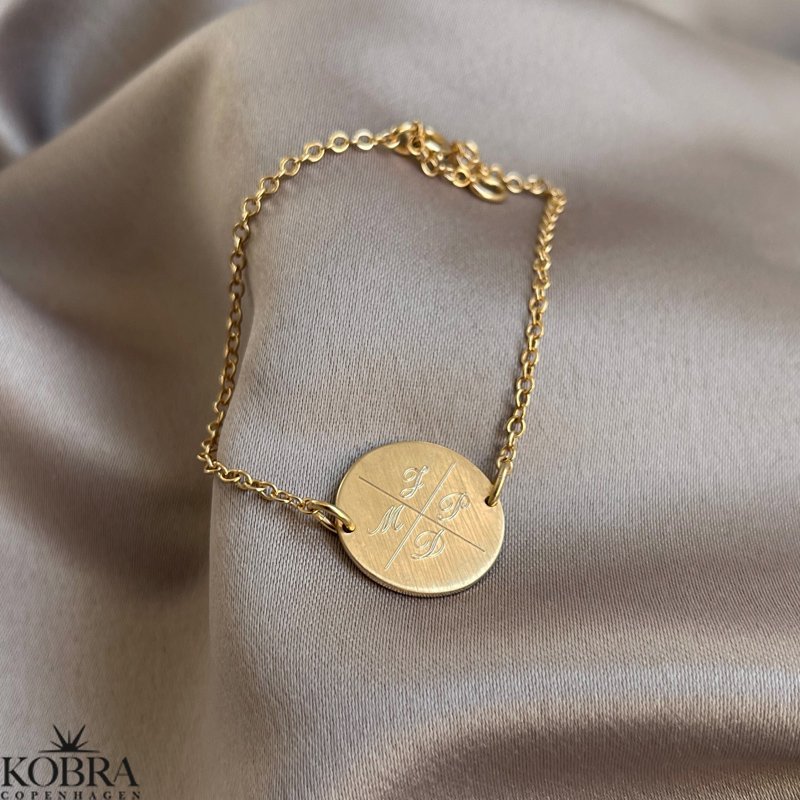 14 karat forgyldt hndlavet armbnd med krydsgravering