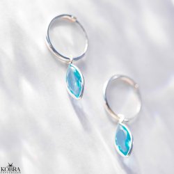 "Lyra" sm slv hoops med bl glassten