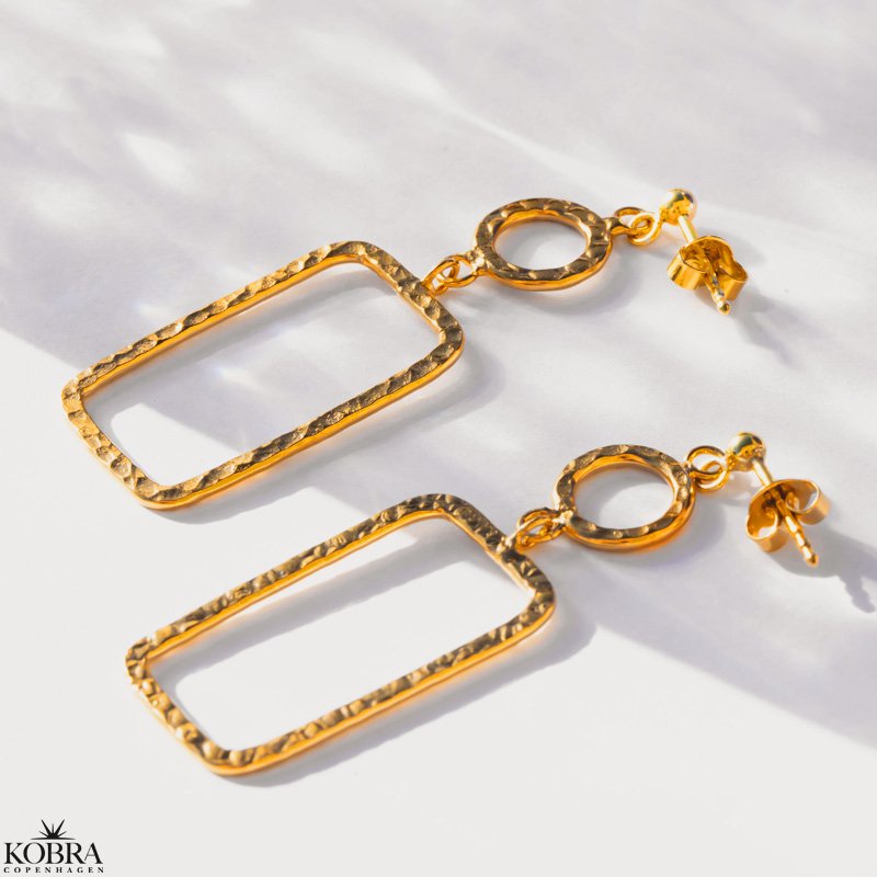 "Posy" Store guld reringe i organisk design