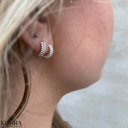 "Kajsa" sm slv hoops med slvknopper