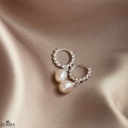 "Marisol" slv hoops med gte ferskvandsperler