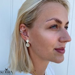 "Snakey" slv earcuff med hvide sten